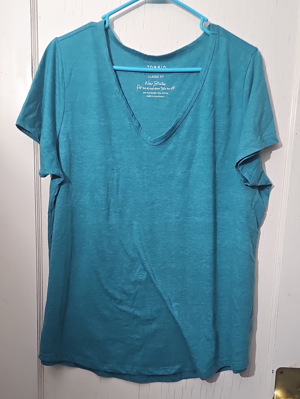torrid Sz 2 Teal V-Neck Classic Fit Tee